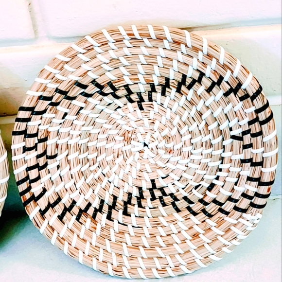 BOHEMIAN BASKET DECOR SET OF 2 DECORATIVE WOVEN HANDMADE BASKETS - Picture 3 of 6